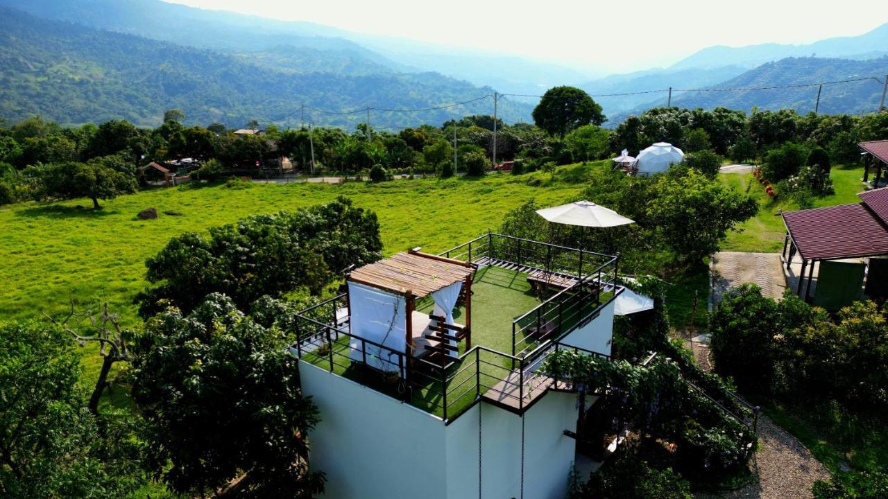 Oasis Glamping Tena Cundinamarca Cerca A Bogota Exteriör bild